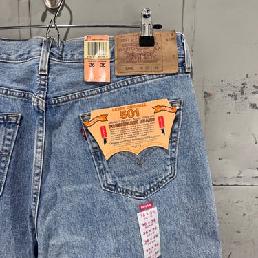 34x35 00s Levi's 501 xx Jeans DEADSTOCK Lightwash Wash Pants Cowboy Western Trendy Streetwear Jeans Denim Classic Red Tab 