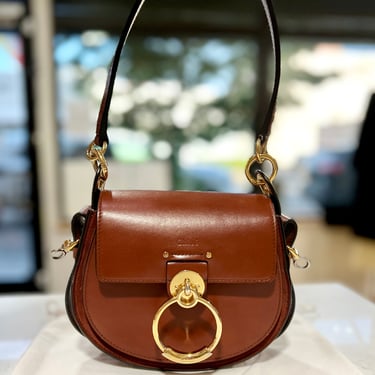 Chloé
Small Tess Leather Saddle Bag