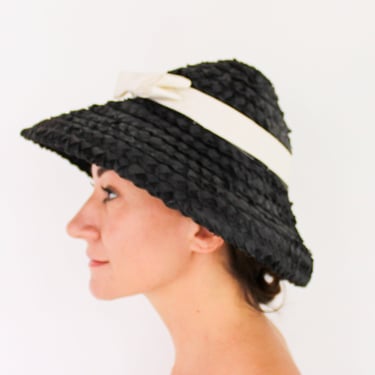 1950s Black Woven Raffia Hat | 50s Black Straw Hat | Dachettes by Lilly Daché 