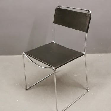 Vintage Italian design chairs by Giandomenico Belotti in leather and chrome, produced by Alias Italy in the 1980s. 