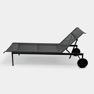 Knoll 1966 Collection Adjustable Chaise Lounge in Onyx