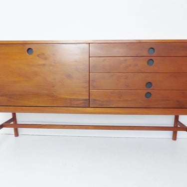 Vintage ' Arundel ' Yew Wood Sideboard By Philip Hussey For White & Newton 
