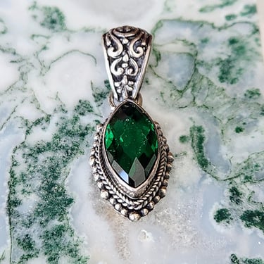 Beautiful Sterling SARDA Bali Green Gemstone Pendant~Designer Jewelry!Gifts for Her 