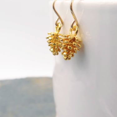 Dainty Gold Pine Cone Earrings, Pinecone Jewelry for Women, Autumn Trends for Her 