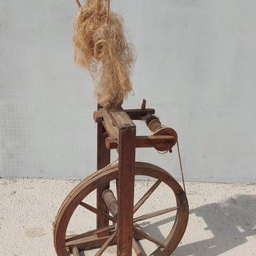 Antique Wooden Spinning Wheel / Vintage Wooden Tool / Vintage Spinning Wheel /Folk Art / Rustic Spinning Wheel / Rustic Home Decor / 1920's 