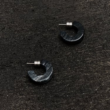 Machete Muse Hoops in Obsidian