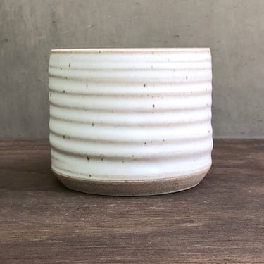 Ceramic Planter Matte “Snow” Ribbed 