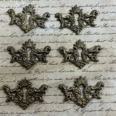 antique key escutcheon collection matching lot of 6 brass keyhole hardware 