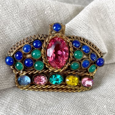 Vintage golden filagree crown brooch with rhinestones 