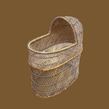 LOCAL PICKUP ONLY ———— Vintage Wicker Bassinet 