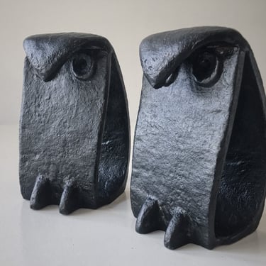 1950s Modernist Japanese Iron Owl Sculpture Bird Wunderkammer like Isamu Noguchi Japan 
