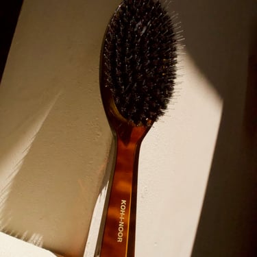 Boar and Nylon Pin Oval Brush