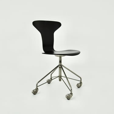 Model 3117 Chair by Arne Jacobsen for Fritz Hansen, 1950s 