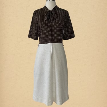 Vintage 70s Mod Secretary Dress with Neck Ties, Estimate Small Medium 