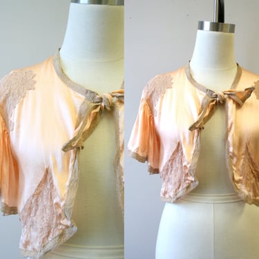 1930s Miss New Yorker Coral Silk and Lace Bed Jacket 