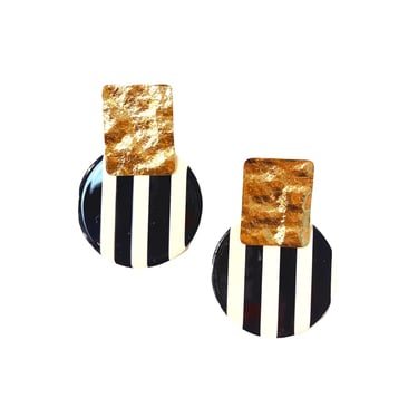 Sample Sale Black &amp; White Blair Statements