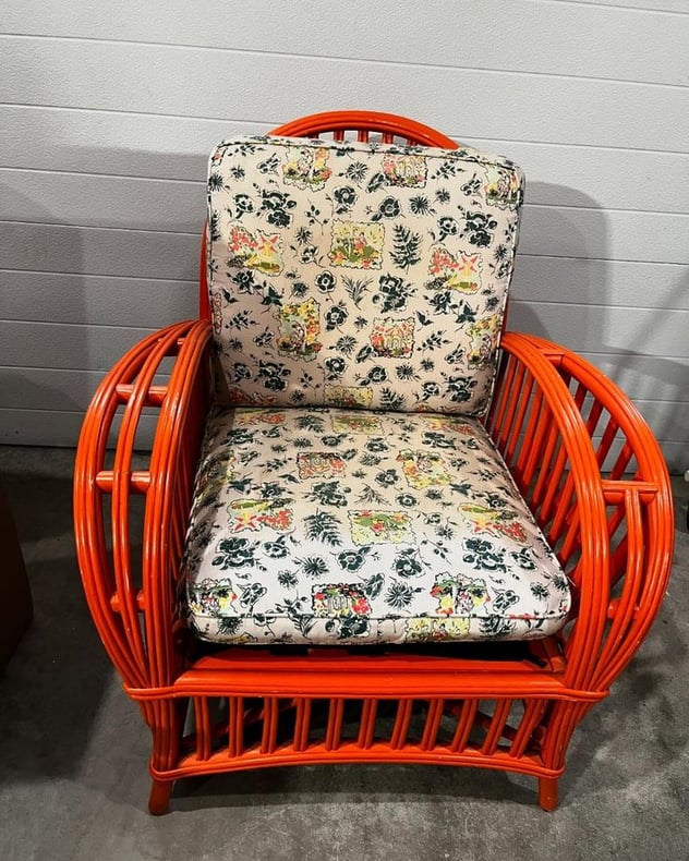 Sweet orange bent wood chair. 30.5” x 28” x 35” seat height 17” 