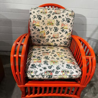 Sweet orange bent wood chair. 30.5” x 28” x 35” seat height 17” 