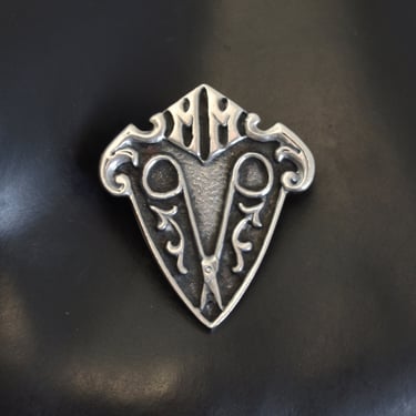 Rare 60's CINI sterling scissors brooch, oxidized 925 silver Guglielmo Cini shield with shears pin 