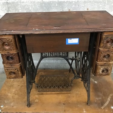 Vintage Sewing Table (Seattle)