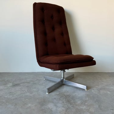 70's Mid-Century High Back Swivel and Rocking Lounge Chair 