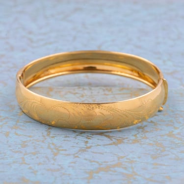 Gold Bangle with Etched Plume Pattern