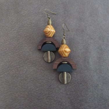 Carved wooden earrings, ethnic earrings, tribal earrings, natural earrings, Afrocentric earrings, African earrings, boho earrings, green 44 