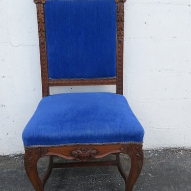 Late 1800s Victorian Hand Carved Lions Side Accent Chair 3682