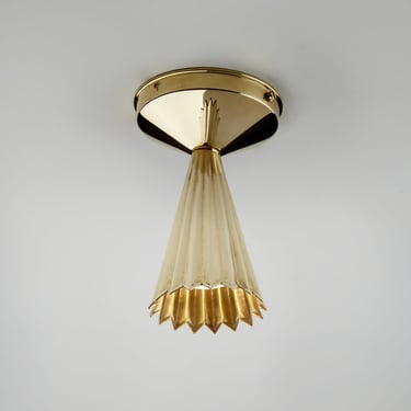 SCALLOP FLUTED CONE CEILING LIGHT