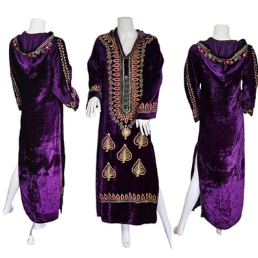 1970's Purple Rayon Velvet Hooded Embroidered Moroccan Caftan I Robe I Dress I Sz Med I Mystical I Priestess I Festivalwear 