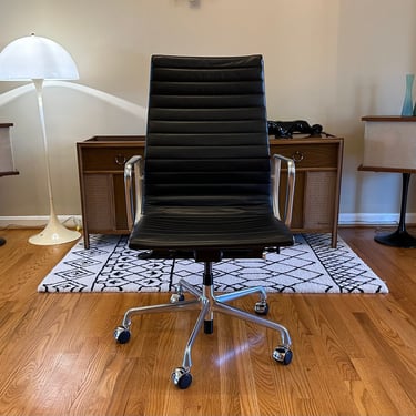 2015 Herman Miller Eames Executive Aluminum Group Boack Leather Desk Chair - 4 Available 