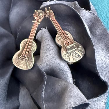Engraved Silver Earrings, Guitar Shape, Sterling Jewelry, Sculptural, Mid Century, Screw Back Style, Vintage 50s 60s 