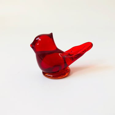 Vintage Leo Ward Glass Cardinal of Love Paperweight 