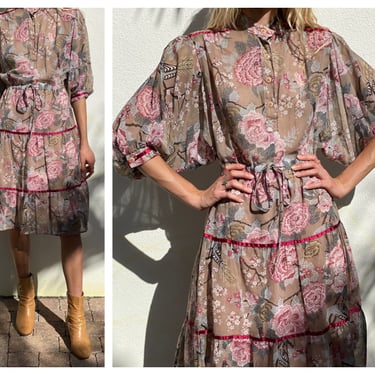 1970's Boho Dress / Small-Medium Huge Puffy Semi Sheer Sleeves / Summer Floral Dress / Tiered Bohemian Cotton Dress / Vintage Midi Dress 