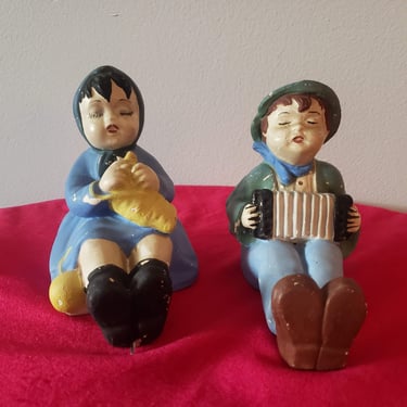 Boy and Girl musical Chalkware decor vintage Dutch figurines Accordion player Cottagecore mantle decorations Vintage Garden gnomes 