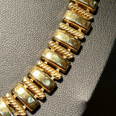 Vintage Hematite Pendant Necklace Silver Tone Ornate Retro Estate Jewelry gift 