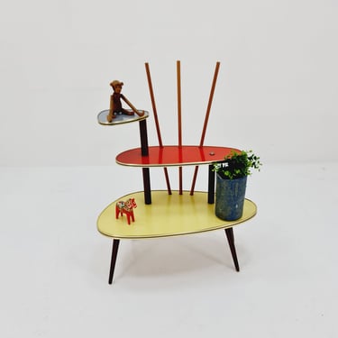 Big 1950s German Plant Stand, Colorful Vintage Mid-Century Minimalist Indoor Plant Stand Side Table Retro flower table 