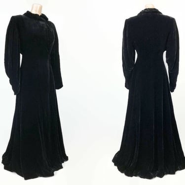 VINTAGE 30s Black Velvet Art-Deco Balloon Sleeve Opera Coat Dressing Gown | 1930's Wrap Dress Coat From Daniels and Fisher Denver |  vfg 