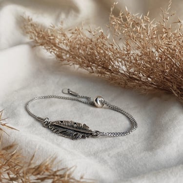 adjustable minimalist bracelet | stainless steel | feather connector | handmade bracelet | stackable jewelry | friendship bracelet 