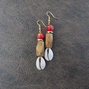 Cowrie shell and wooden earrings, orange 