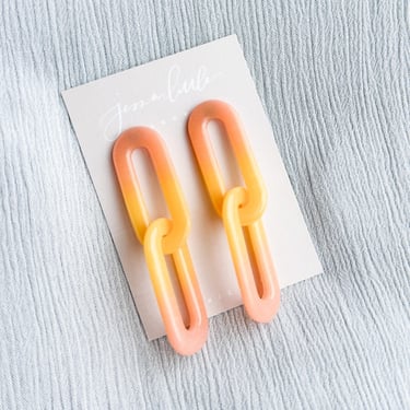 JUICY Paperclip Links in paloma | Lightweight Polymer Clay Earrings, Pink and Orange Resin Statement Earrings, Hypoallergenic Post 