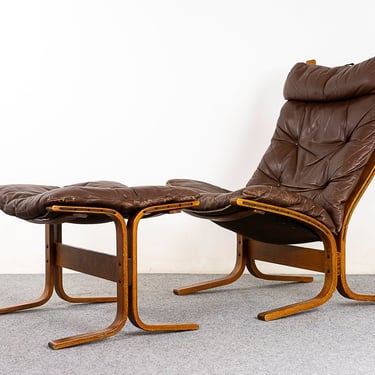 Siesta Lounge Chair & Footstool by Ingmar Relling - (D1075) 
