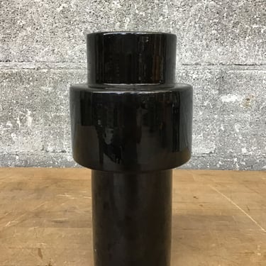 Black Sears Vase (Seattle)