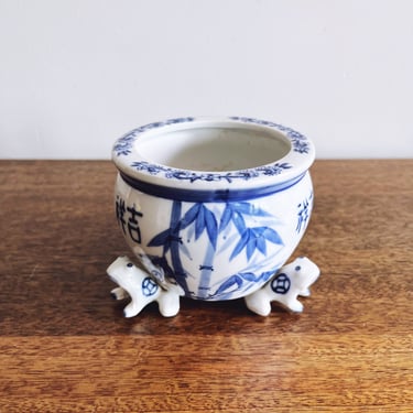 Vintage Chinese Porcelain Planter Pot 