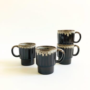 Mid Century Pottery Stacking Mugs - Set of 4 