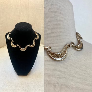 Vintage 50s Choker Necklace / Scallop Wave Chain + Filigree Detail 