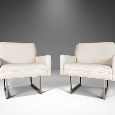Set of Two (2) Mid Century Modern Lounge Chairs Set on Chrome Bases by Patrician Furniture Co., USA, c. 1960s 