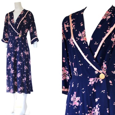 1940s Kamore Roses and Ribbons Blue Rayon House Dress or Robe -- Medium/Large 