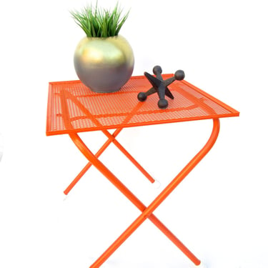 Vintage Mid-Century Orange Metal Mesh Perfect Patio / Side Table || Convenient & Collapsible/Foldnig Tray Table | Color Pop Plant Stand 