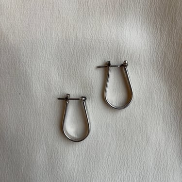 droplet hoop earrings E235